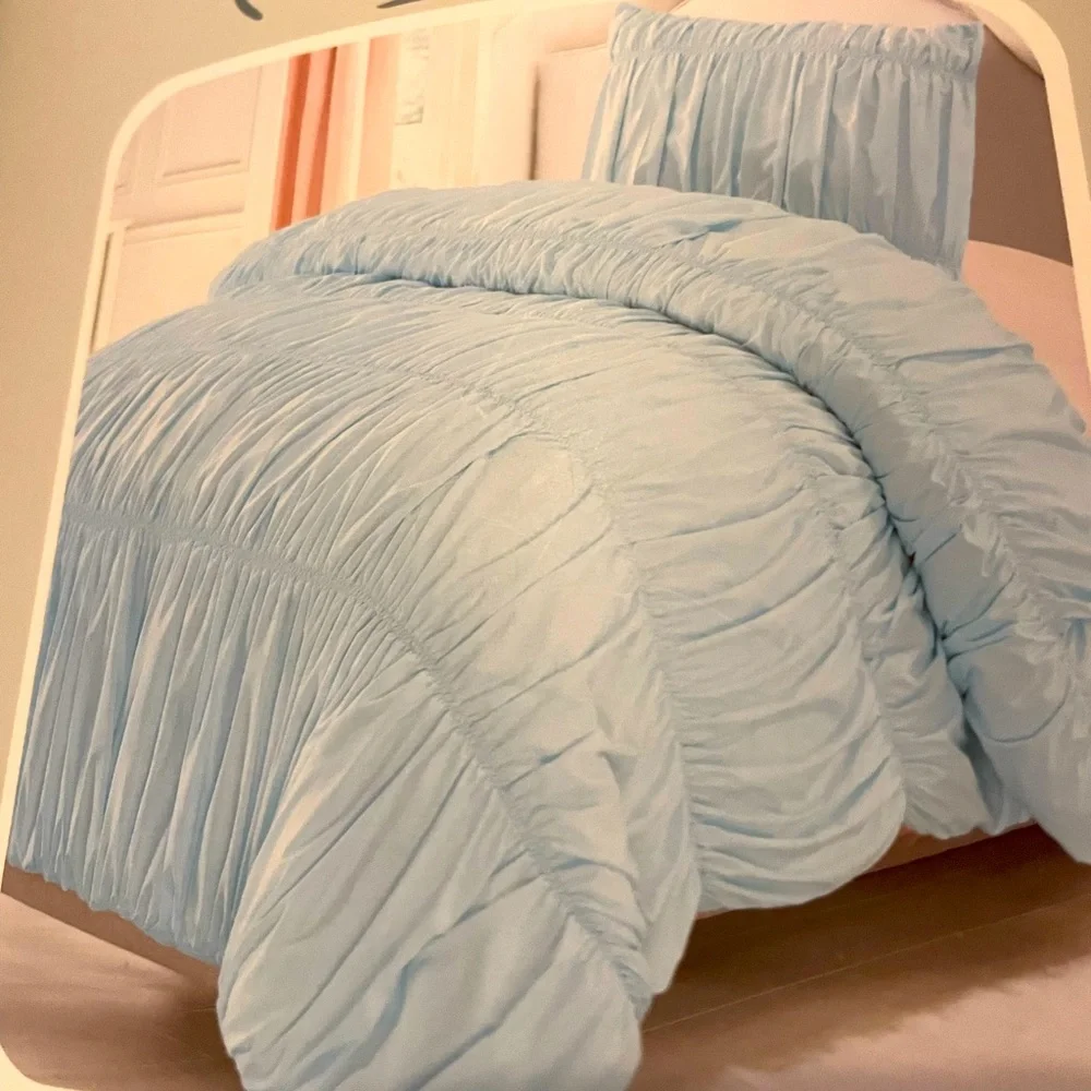 Twin XL comforter set